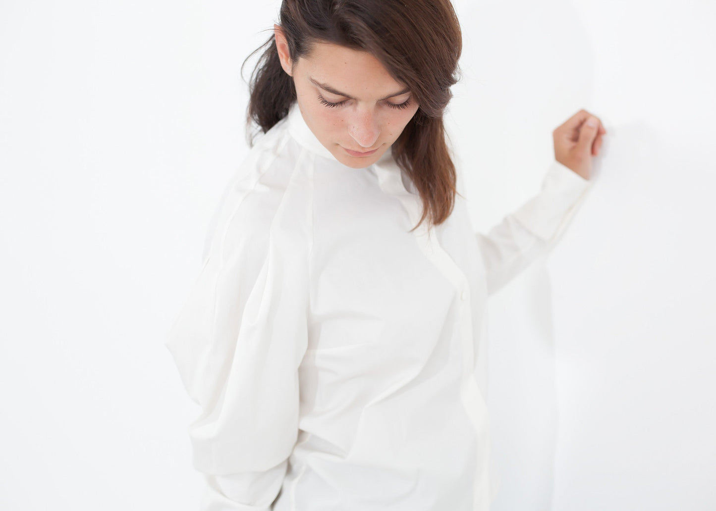 Trim Collar Poplin Blouse in Off-White