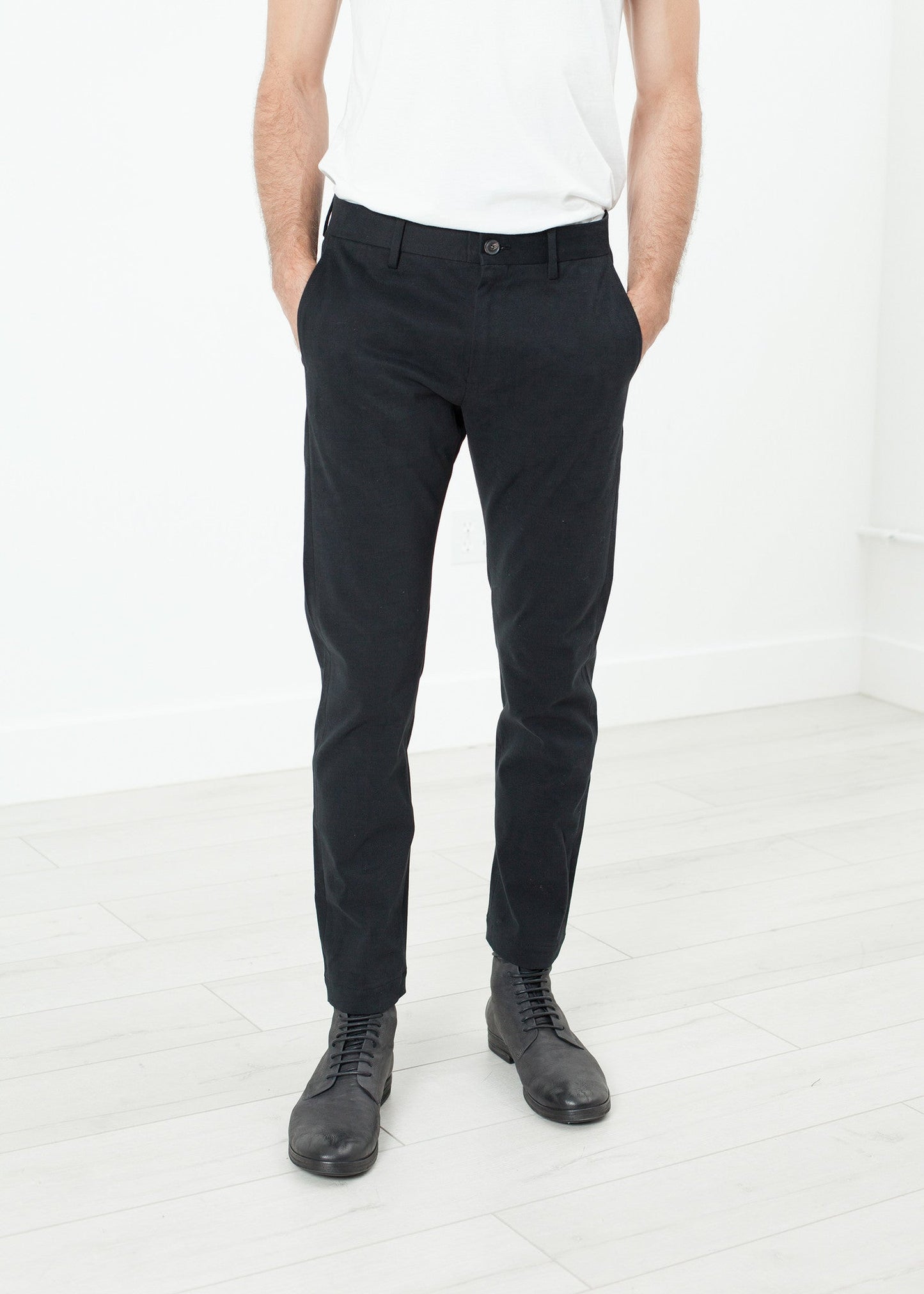 Men's Chinos in Black