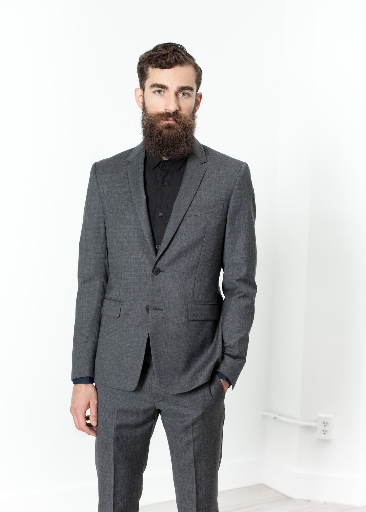 Men's Complete Suit in Grey