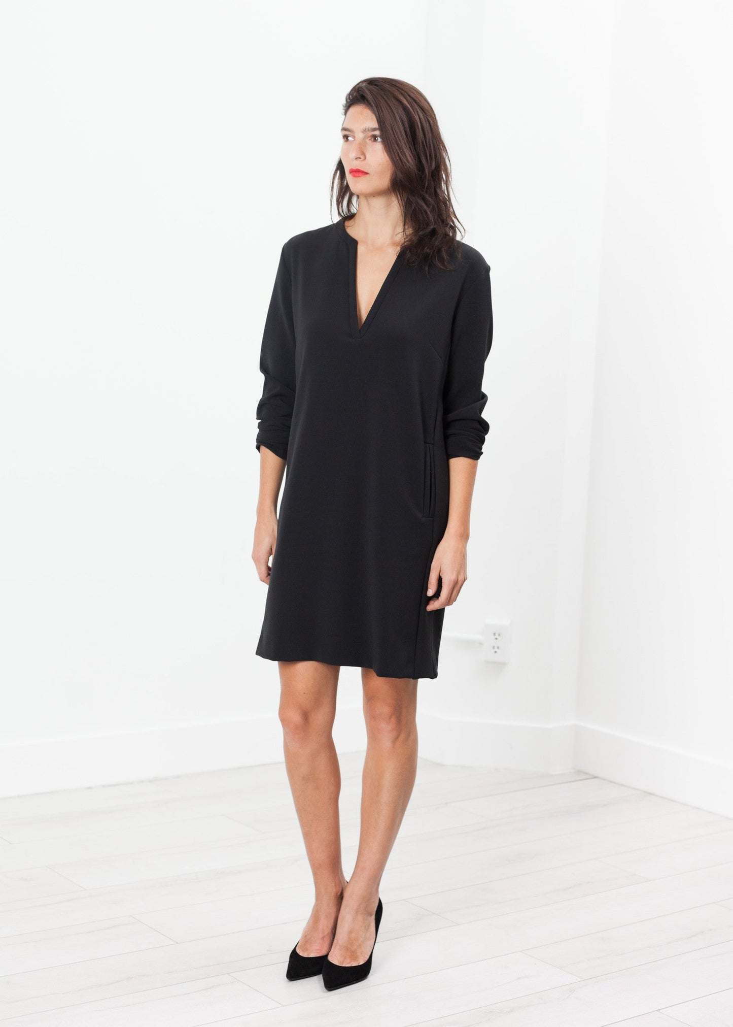 A-line Pocket Shift in Black