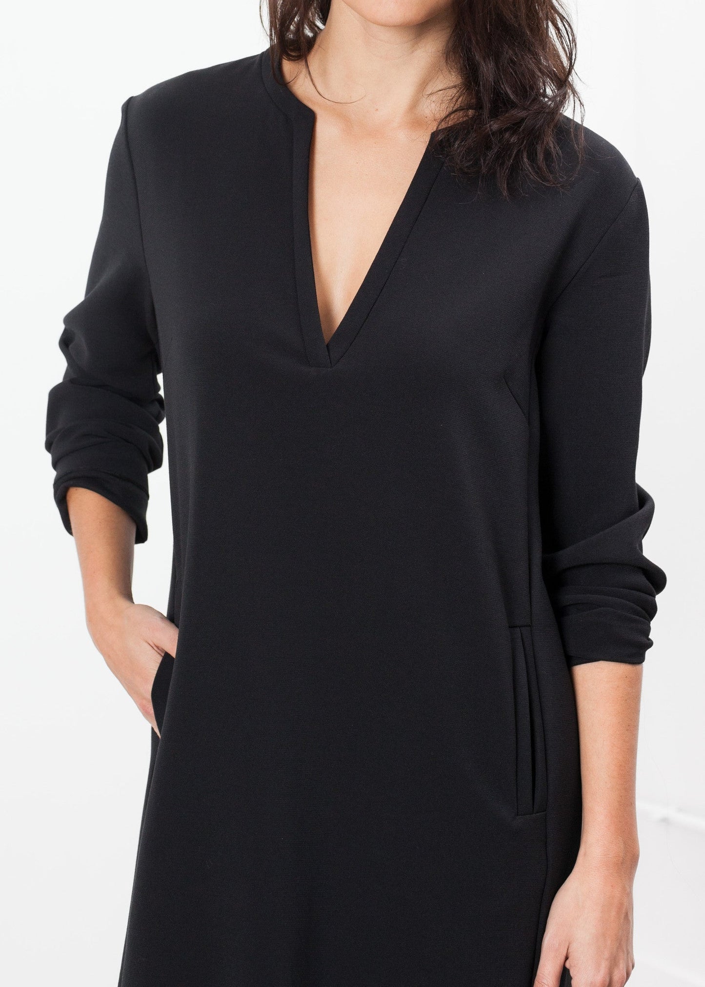 A-line Pocket Shift in Black