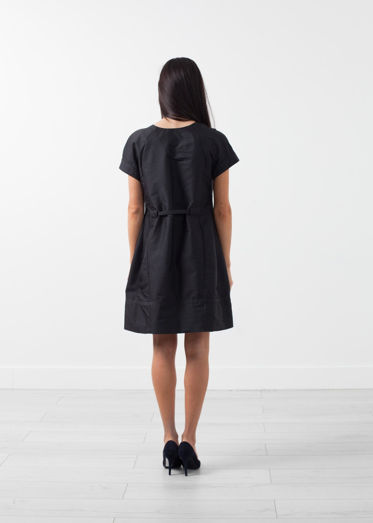 Re: Tenue dress