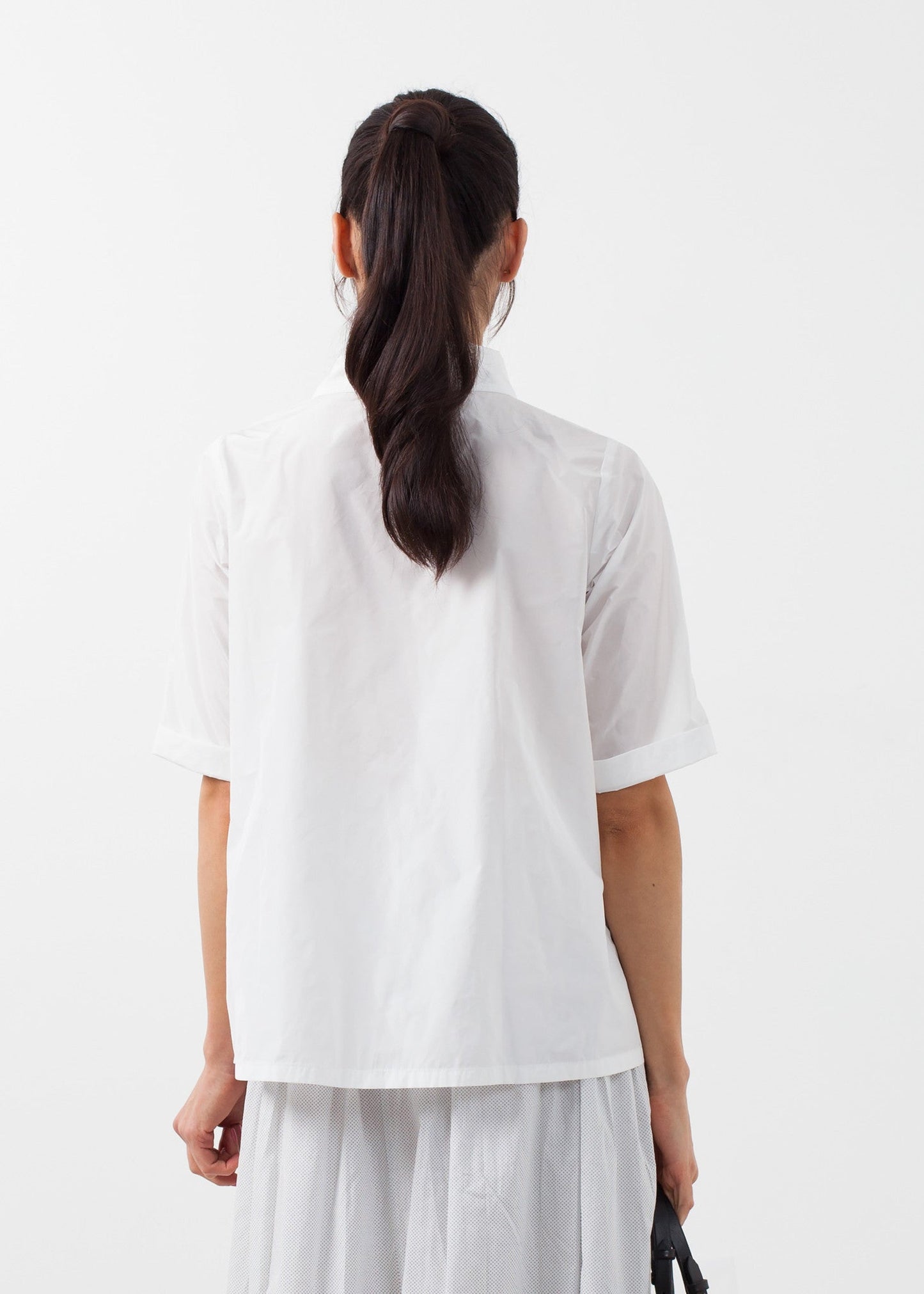 Short-sleeve button-up