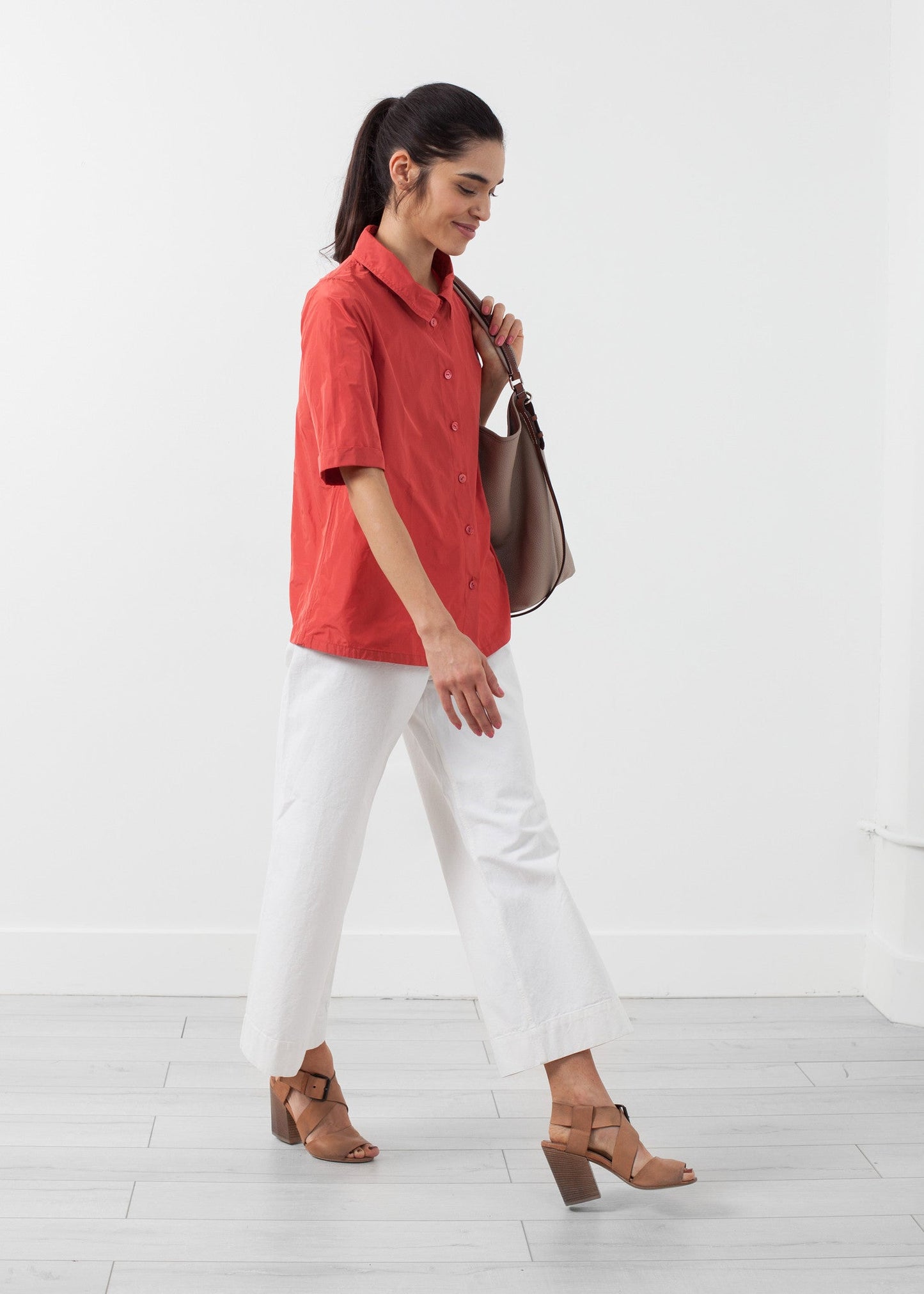 Short-sleeve button-up
