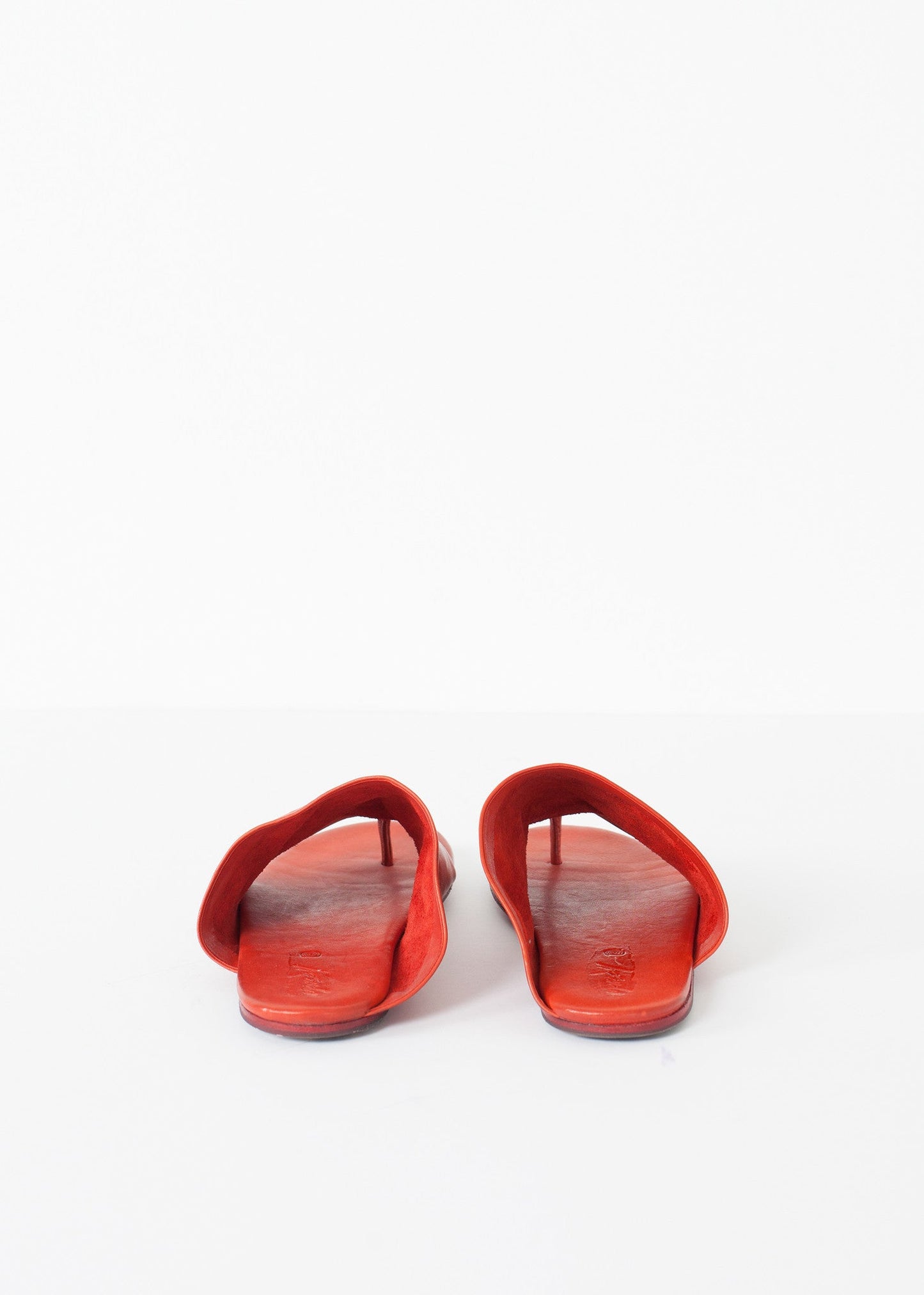 Are Sella Sandals in Red
