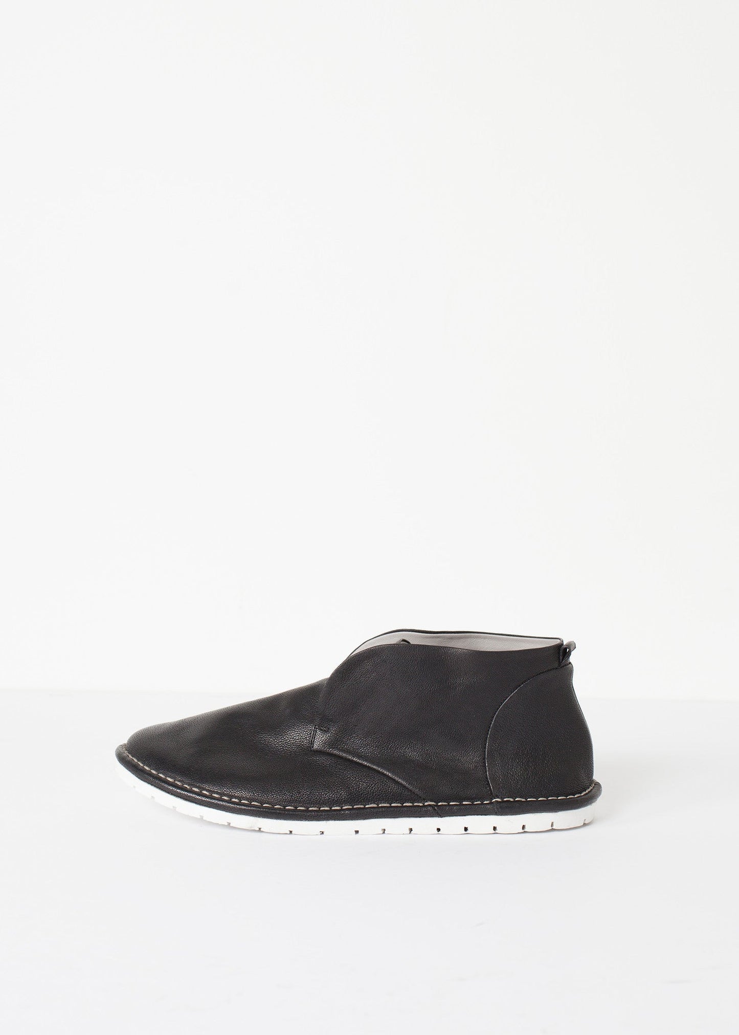 Faceless Sneaker