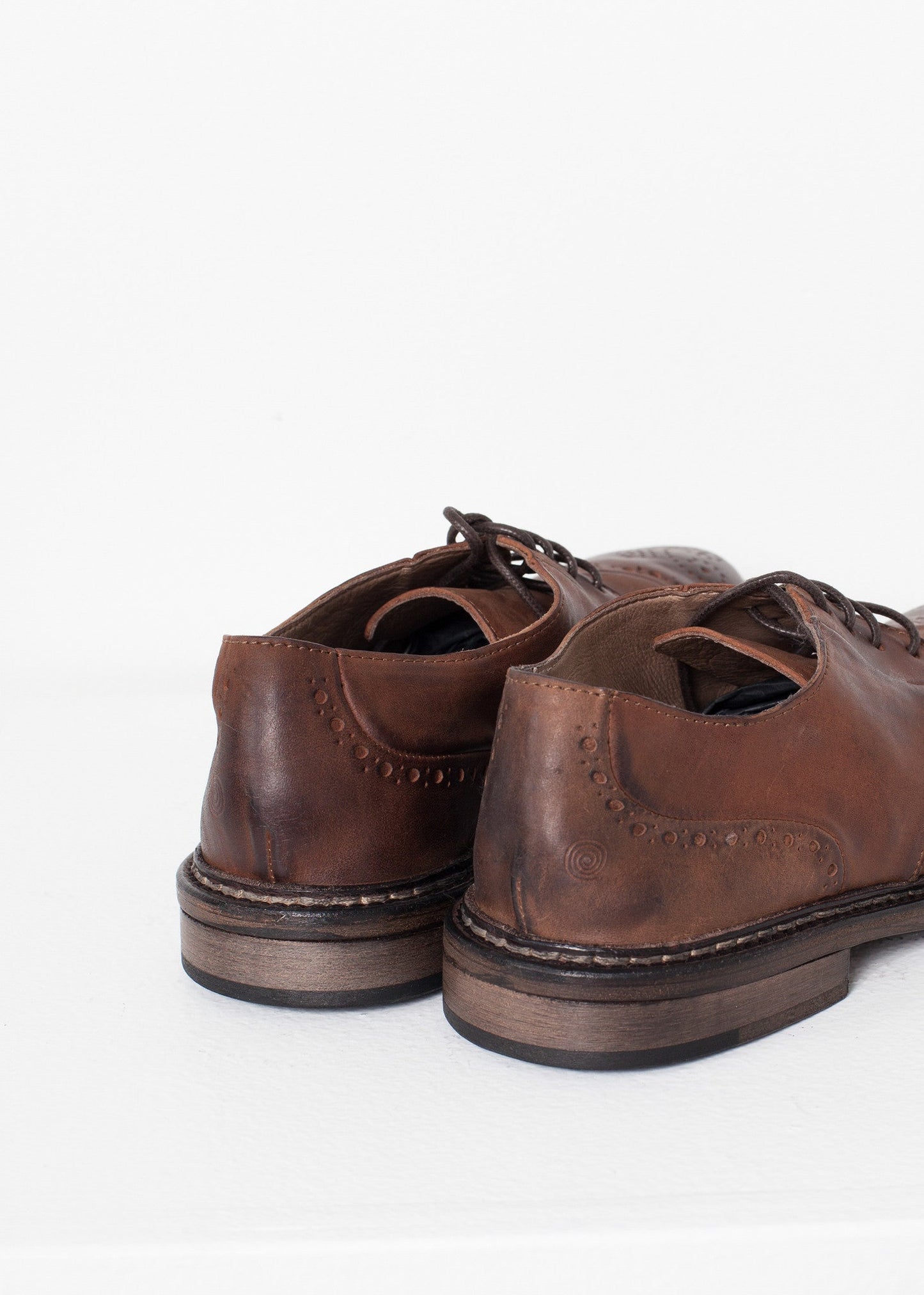 Marine Oxford in Brown
