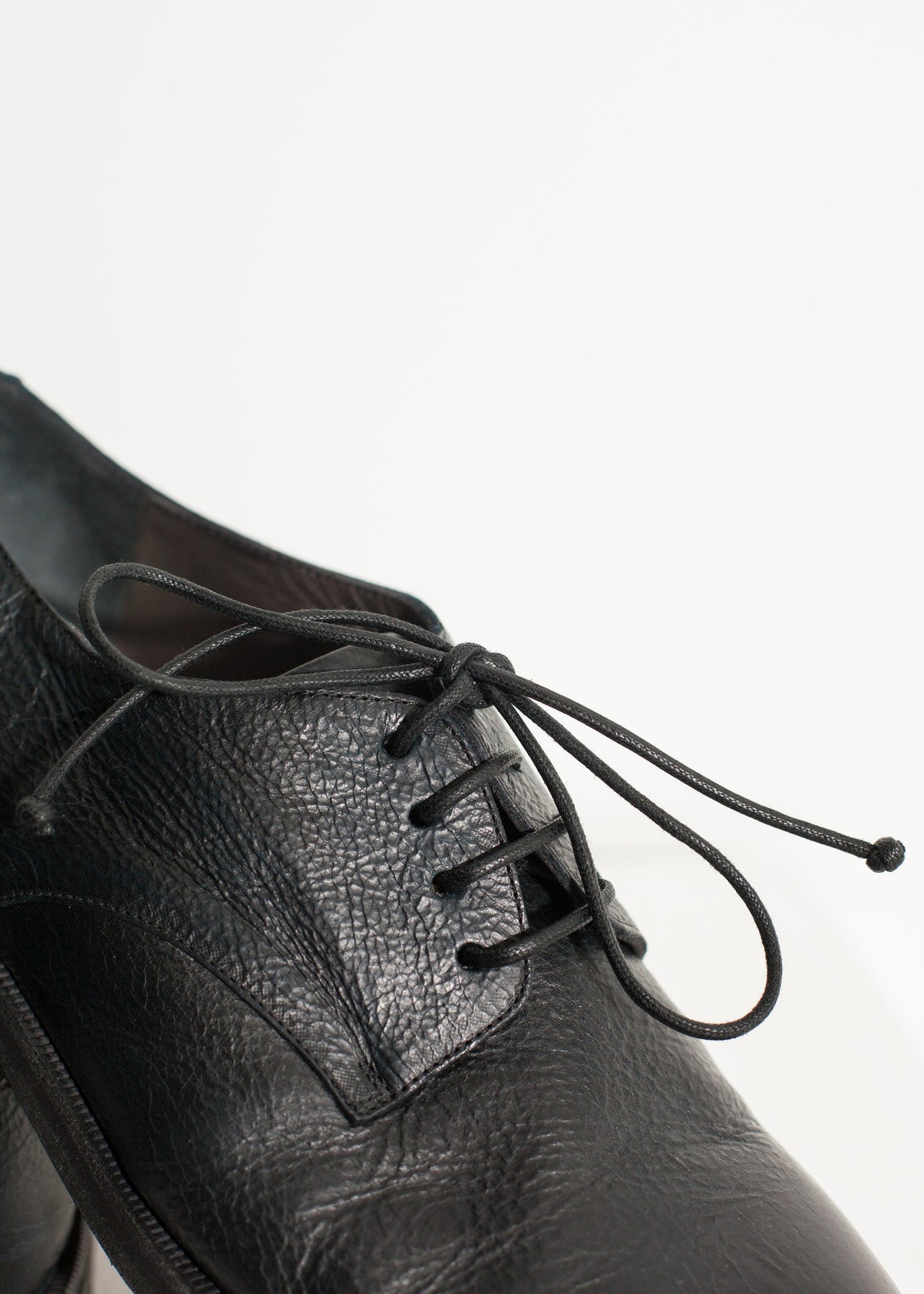 Spiro Oxford in Black