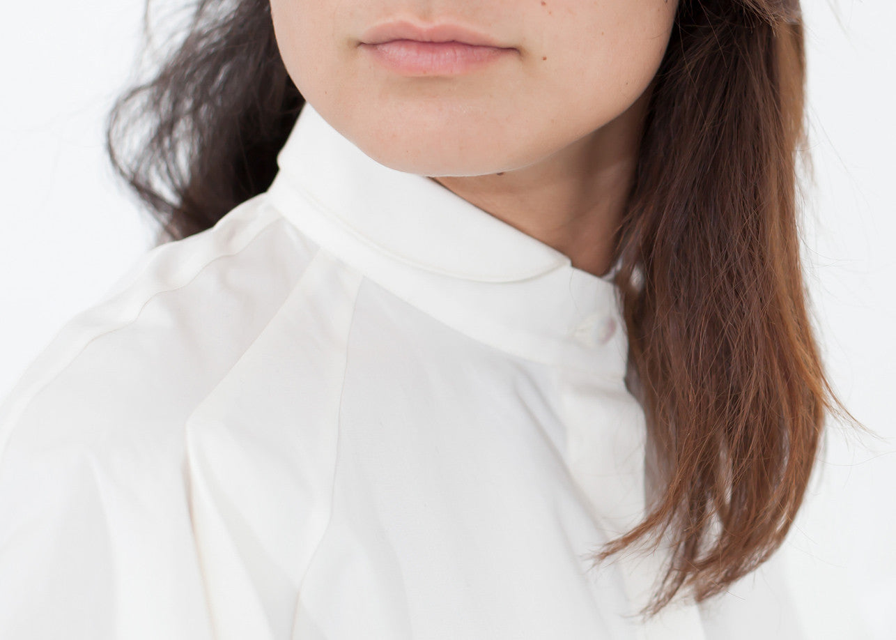 Trim Collar Poplin Blouse in Off-White