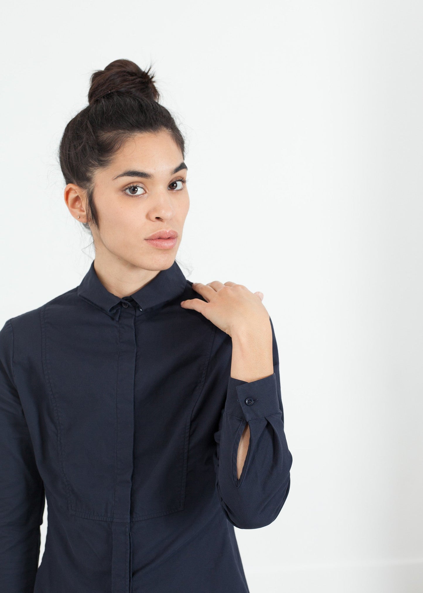 Wrinkled Tuxedo Shirt in Navy