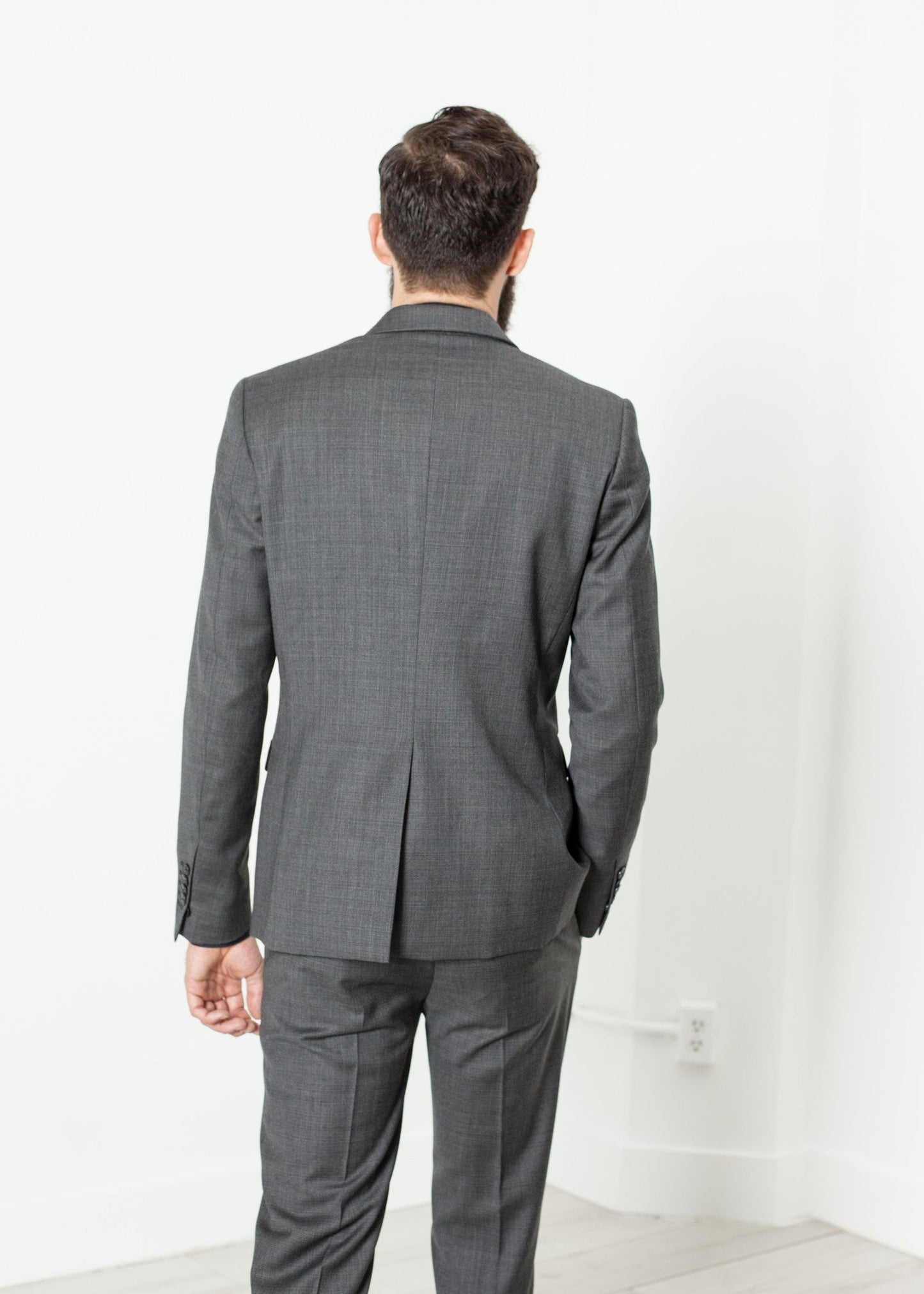 Men's Complete Suit in Grey
