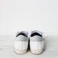 Low-top sneaker