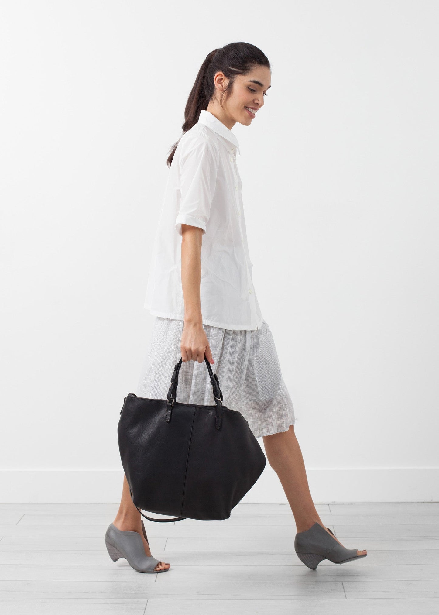 Short-sleeve button-up