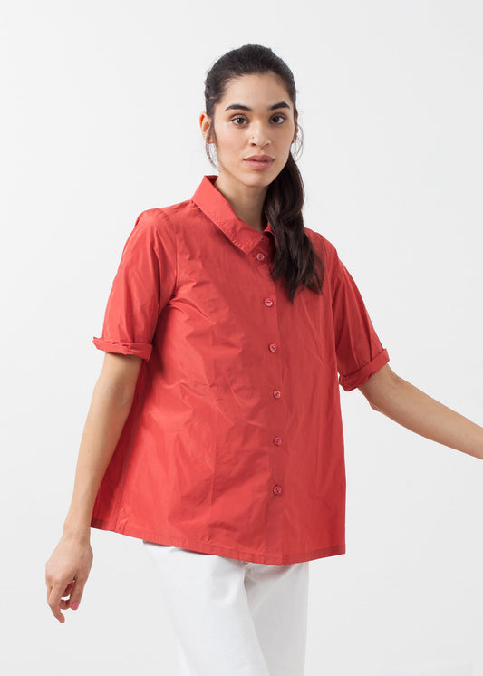 Short-sleeve button-up