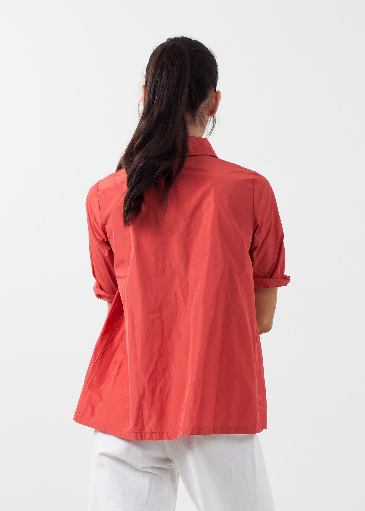 Short-sleeve button-up