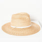 Wrapped-up hat in straw/white