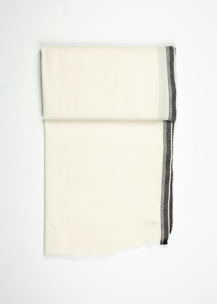 Edged Wool Scarf in Off-White